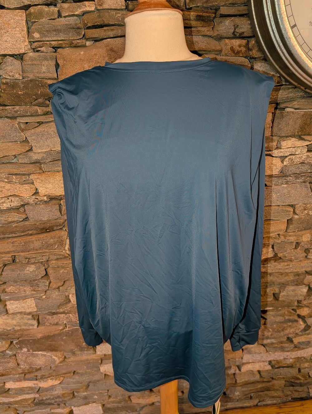 HALARA Sleeveless Jersey Top in Slate Blue